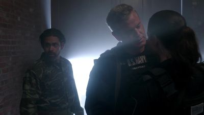 Street's contained,
but we need to leave. Now. - The Last Ship