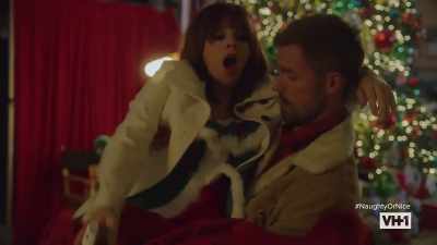 - [struggling] - The Bitch Who Stole Christmas