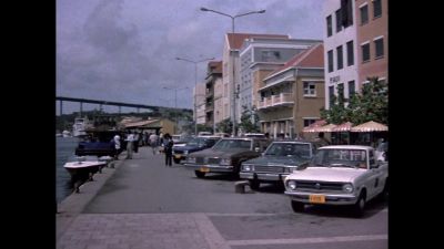 [Stubing]
Attention, passengers. - The Love Boat