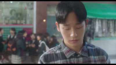 [students chatter] - Tune in for Love