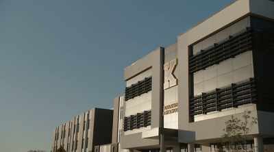 [students chattering] - Algiers, America