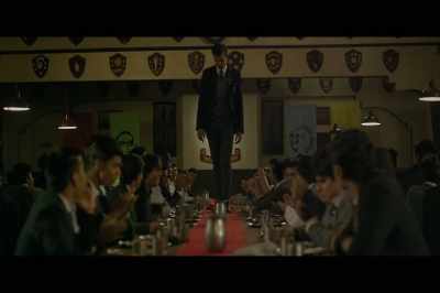 [students cheering] - Noblemen