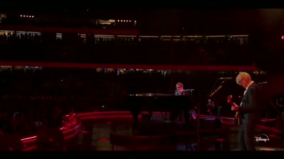 ♪ Stumbling through the devil-dark ♪ - Elton John Live: Farewell from Dodger Stadium