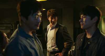 Stupid fools. What fan? - Hitman: Agent Jun