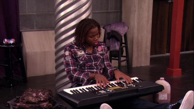 - STUPID SONG. - Victorious