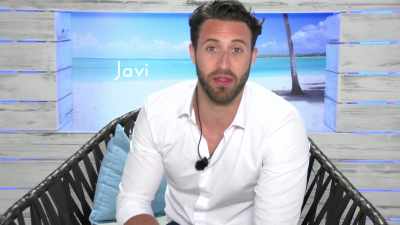 (STUTTERING) I can't even
get him out of it. - Love Island