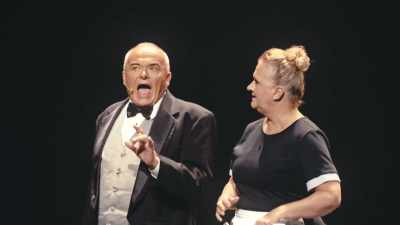 ♪ Su esquema ha encontrado su fin ♪ - The Confession Musical