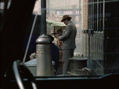 - Subject has alighted
and paid off taxi. - Agatha Christie's Poirot