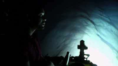 -(SUBMERSIBLE ENGINE WHIRRING)
-(SUBMERSIBLE CLUNKING) - Welcome to Earth