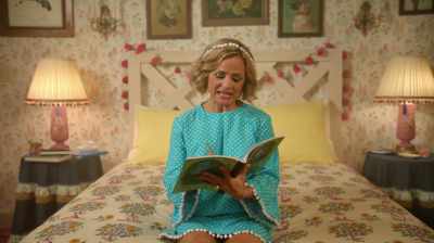 Successful intergalactic
space travel. - At Home with Amy Sedaris