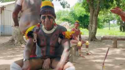 SUDDENLY, INDIGENOUS PEOPLE
FACED A TERRIBLE NEW ENEMY. - Lost Cities of the Amazon