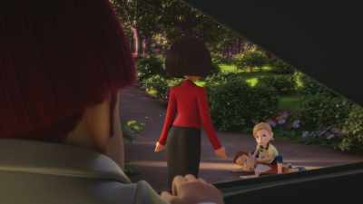 Sue Widdington,
what are you doing, young lady? - Bling