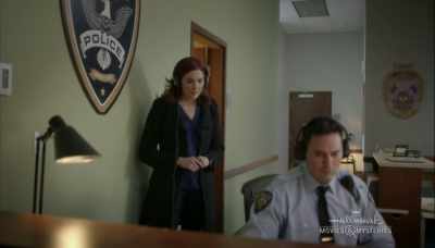 Sugar wouldn't take any of my calls, - Ruby Herring Mysteries: Silent Witness