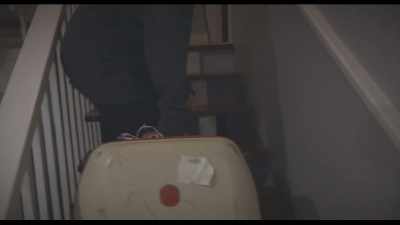 (suitcase clanking) - Puzzle Box