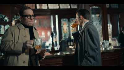 - Suits you.
- (Pete chuckles) - The Ipcress File