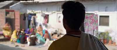 Sunaina, show him
the store room. - Mukkabaaz