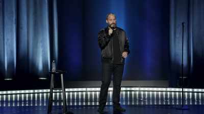 Sunt în turneul ăsta de mult timp.
De prea mult timp. - Tom Segura: Disgraceful