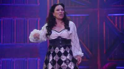 Sunt zero la sută șanse să fiu gravidă, - Alex Borstein: Corsets & Clown Suits