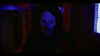 - Suntem prieteni, prieteni adevărați. - Terror Train 2