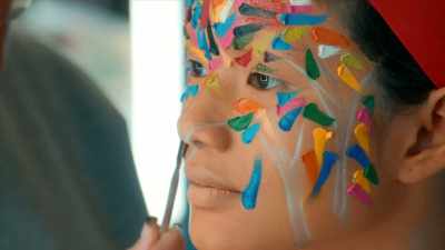-Super personal story to you.
-Oh, absolutely. Yeah. - Glow Up: Britain's Next Make-Up Star