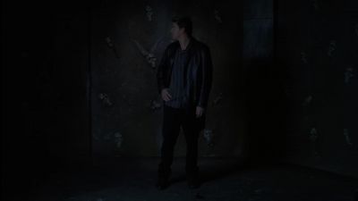 SURE. 'CAUSE IT'D BE TOO EASY
IF I COULD ACTUALLY
DEFEND MYSELF. - Angel