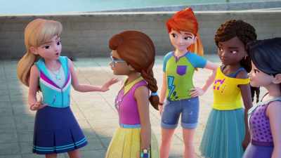 Sure they do. So do you think
you can get it open? - LEGO Friends: Girls on a Mission