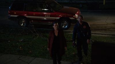 - Sure you got the right place? - Chicago Fire