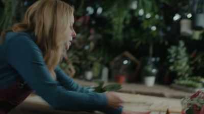 -Sure. I've got something
like this, might be nice. - A Deadly Threat to My Family
