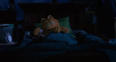 Sure Jon I'll eat all your lasagne for you - Garfield