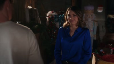 Sure, uh, that would be,
um, great. - Christmas Class Reunion