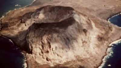 Suribachi is
like a hunting stand, - The Pacific War in Color