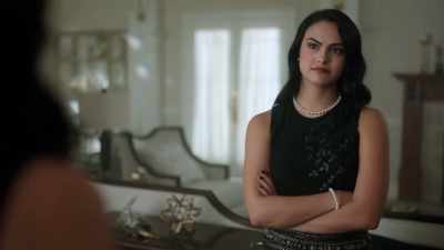 Surprise! (CHUCKLES) - Riverdale