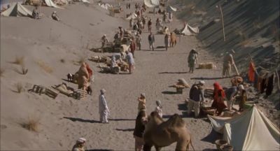 Surprise Daddy We're in Pakistan - Freddy Got Fingered
