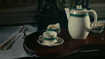 SURPRISING HOW LITTLE
LAUDANUM IT TAKES - Miss Scarlet and the Duke