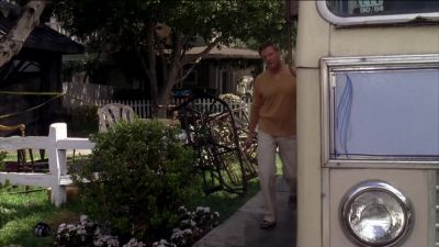 SUSAN,
HAVE YOU TALKED TO LYNETTE? - Desperate Housewives