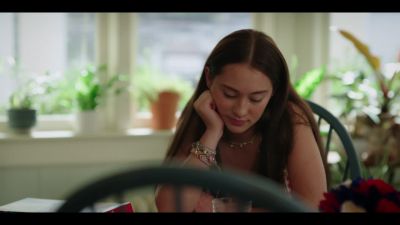 [Susannah] Laurel, will you
come help me move the table? - The Summer I Turned Pretty