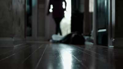 - SUSANNE: I see my mother laying there, - The Killer Truth