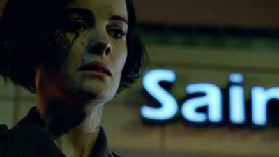 Suspect is about to enter
Mistletoe Lane. - Blindspot