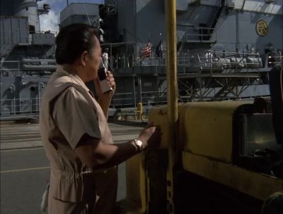 SUSPECT COMING DOWN, STEVE.
DO I TAIL? - Hawaii Five-0