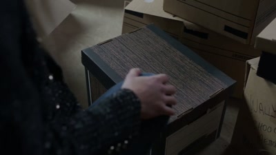 (suspenseful music)
(box lid clatters) - A Podcast to Die For