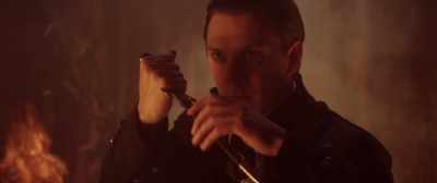 (suspenseful music continues)
(fire roaring) - The Highwayman
