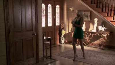 [suspenseful music continues] - Haunted Hotties