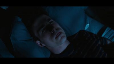 [suspenseful music intensifies] - 13 Reasons Why