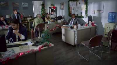 (suspenseful music)
(phone ringing) - It’s Beginning to Look a Lot Like Murder