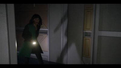 ♪ suspenseful music playing ♪ - The Orville