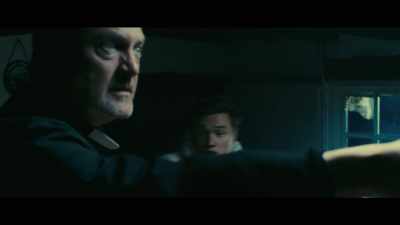 [suspenseful music playing] - War of the Worlds: The Attack