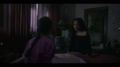 [suspenseful music playing] - The Haunting of Bly Manor