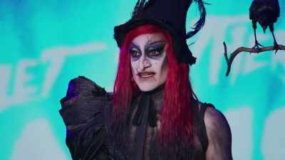 [suspenseful music] - The Boulet Brothers' Dragula: Titans