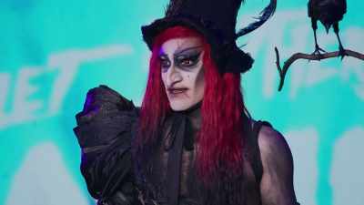 [suspenseful music] - The Boulet Brothers' Dragula: Titans