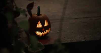 (suspenseful music) - Curse of Crom: The Legend of Halloween